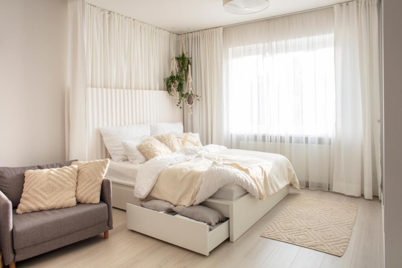 Light Room By Zoom Apartments Bratislava Exterior photo
